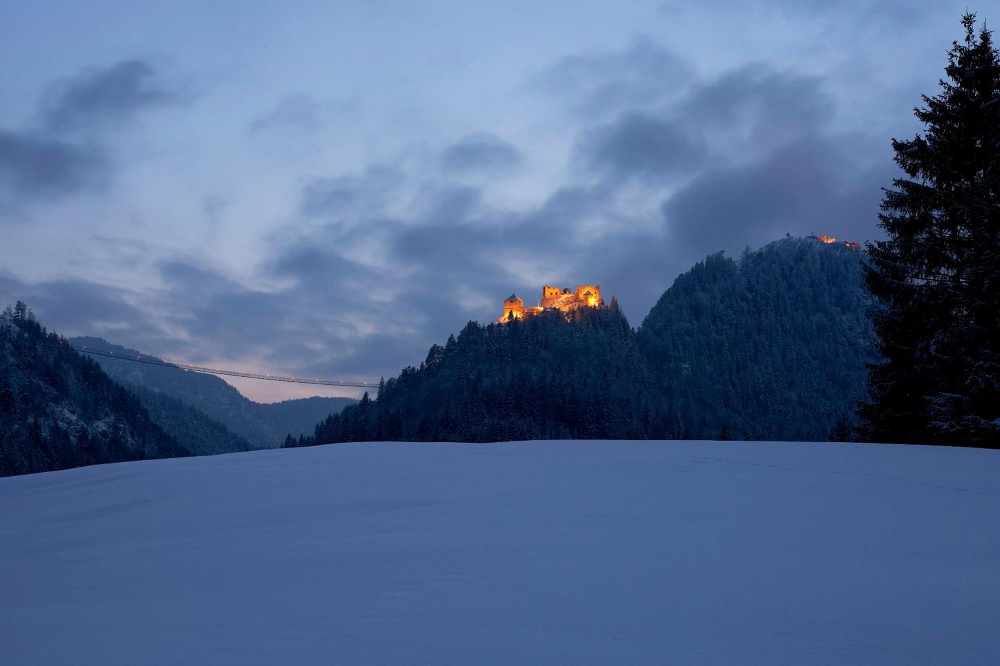 Hahnenkamm Hostel Reutte Exterior foto