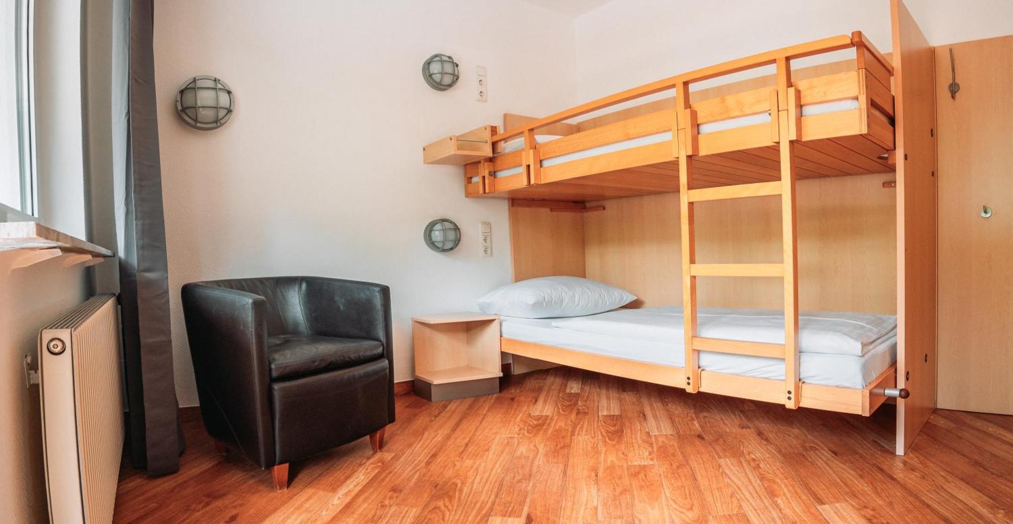 Hahnenkamm Hostel Reutte Habitación foto